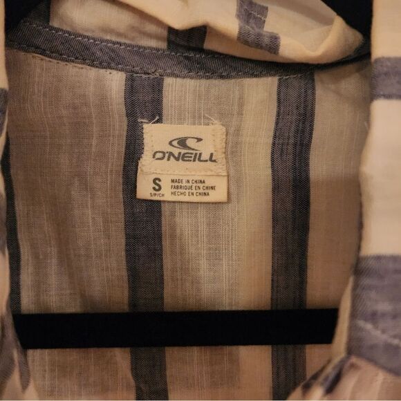 Oneill blue and white striped button up shirt S - Picture 5 of 5